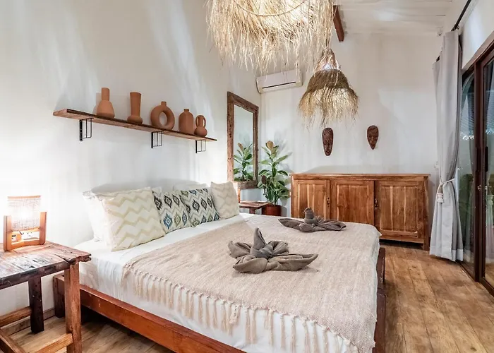 Spacious 3bdrs Walkable To Bingin Uluwatu (Bali)
