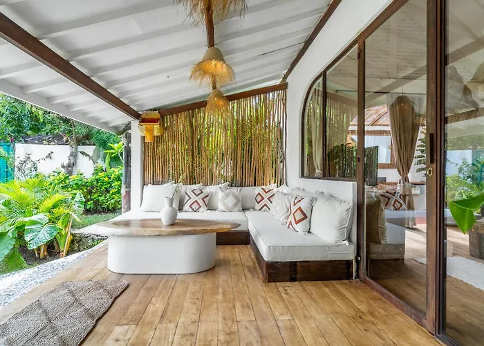 Spacious 3bdrs Walkable To Bingin Villa