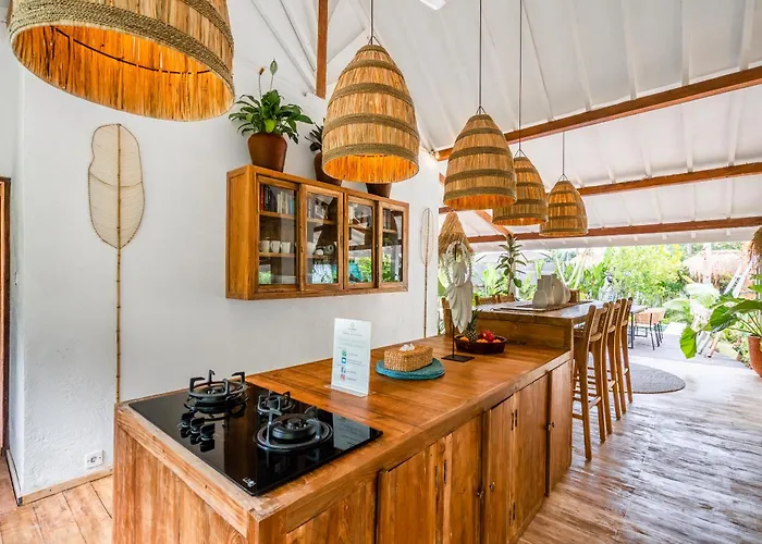 Spacious 3bdrs Walkable To Bingin Villa *